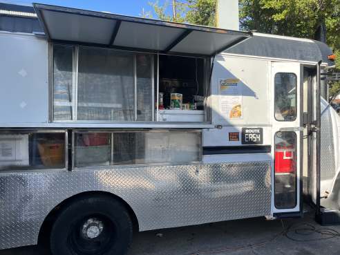 Lindiana's Southern Vegan Kitchen by Gianni Greene