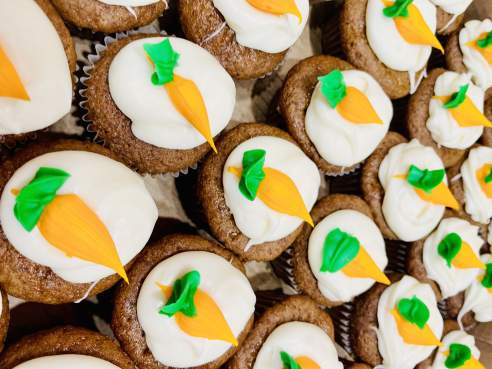 Lloyd's Carrot Cake Café by @TheInfatuation