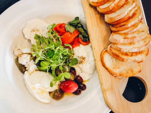 Mezzaluna Pasteria & Mozzarella Bar by Allison Green