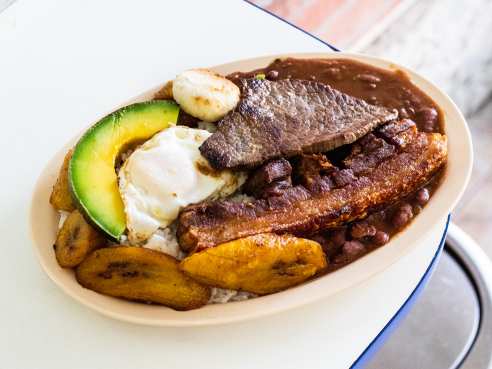 Mi Colombia cafeteria Miami Beach by Cleveland Jennings / @eatthecanvasllc