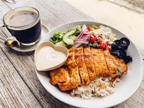 D'LITE Bistro & Bakery by Mariana Trabanino