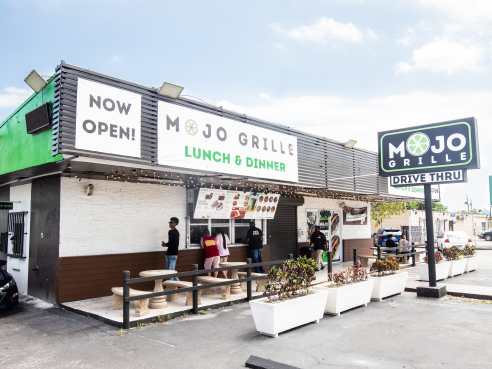 Mojo Grille Cuban Kitchen by CLEVELAND JENNINGS / @EATTHECANVASLLC