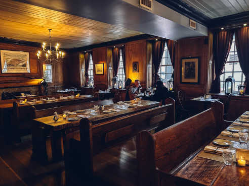 Fraunces Tavern by Molly Fitzpatrick