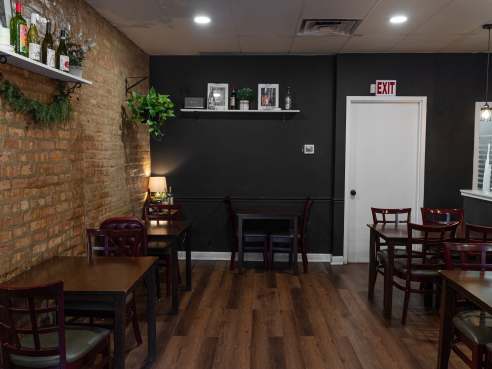 Naudi Signature Pizza by Kim Kovacik