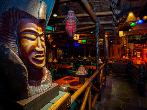 MAI-KAI Restaurant and Polynesian Show by Mai Kai