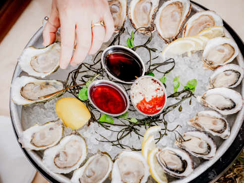 Pearl and Mary Oyster Bar by Nicole Guglielmo