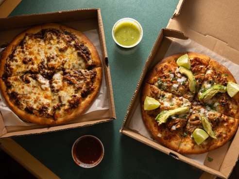 Pizza & Tacos Las Nieves by Gab Bonghi