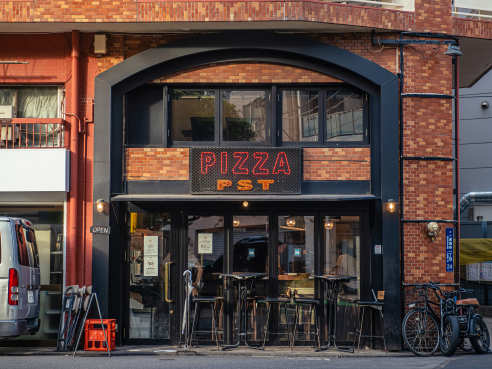 PST Higashi Azabu by Julio Koshiishi