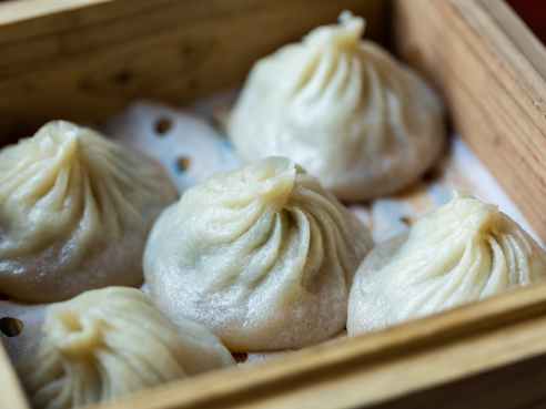 QI Austin: Modern Asian Kitchen by Richard Casteel