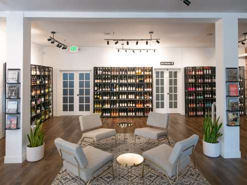 Rae Vino by Nate Watters