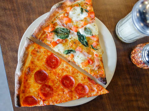 Romano's Pizza by Liz Silva