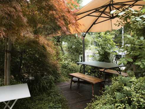 s h i z u k u . by Rasa Urnieziute