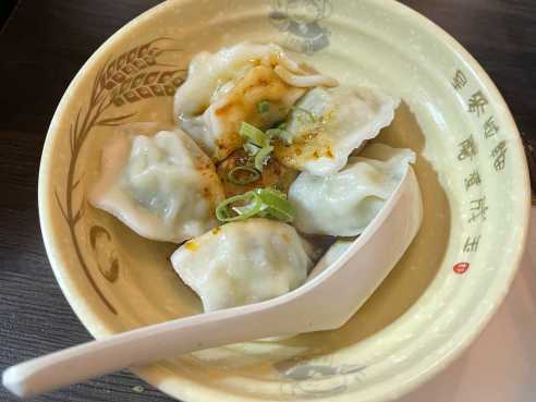 Sichuan PoPo - Earls Court by Rianne Shlebak