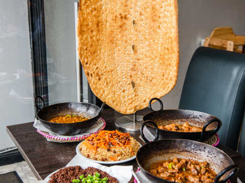 Taste of Pakistan Restaurant and Take away by Aleksandra Boruch