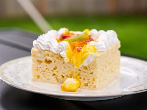 Salvadorean Bakery and Restaurant Inc. by Nate Watters