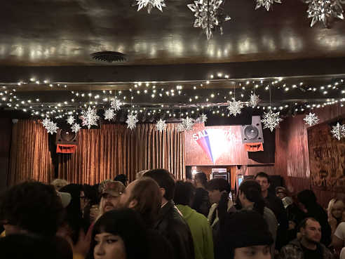 The Silverlake Lounge by Sylvio Martins