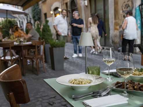 La Taverna dei Fori Imperiali by Saghar Setareh