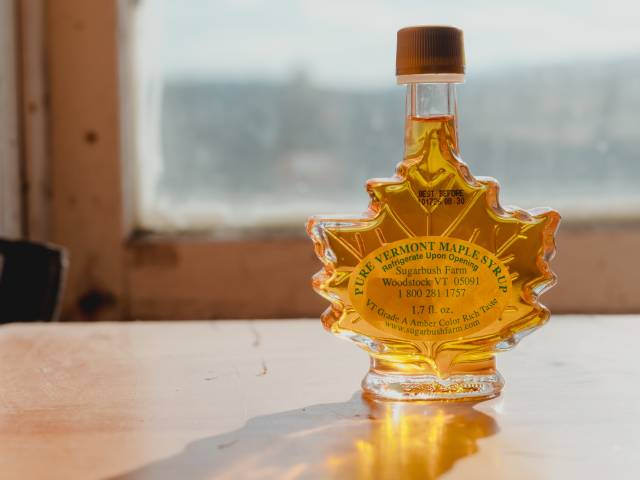 Sugarbush Farm by Sarah Porter