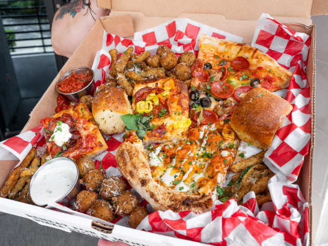 Zoli's NY Pizza by Zoli's Pizza