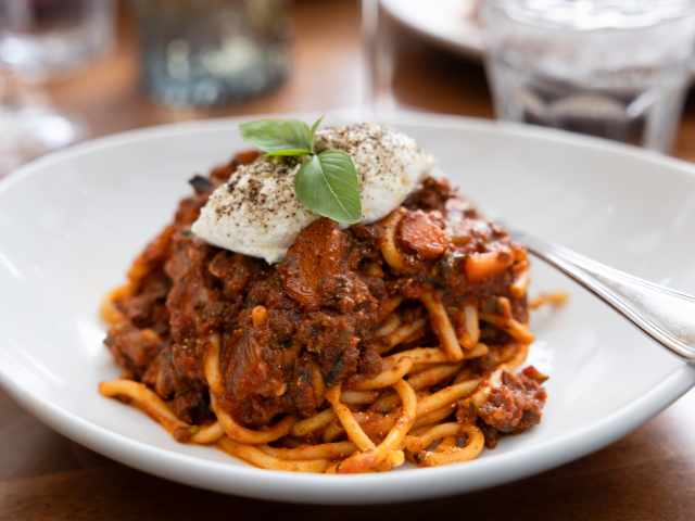 a mano by Amy Sinclair