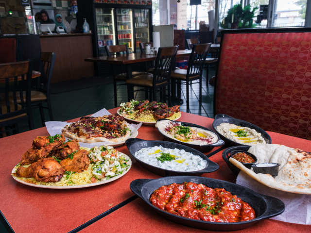 Al Aseel Grill and Cafe by Quit Nguyen