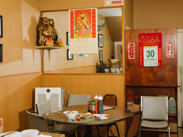 Vien Huong Restaurant by Andria Lo