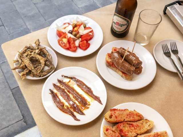 La Plata by Sara Larsson