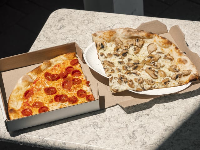 Bens Pizza by Rami Sabban