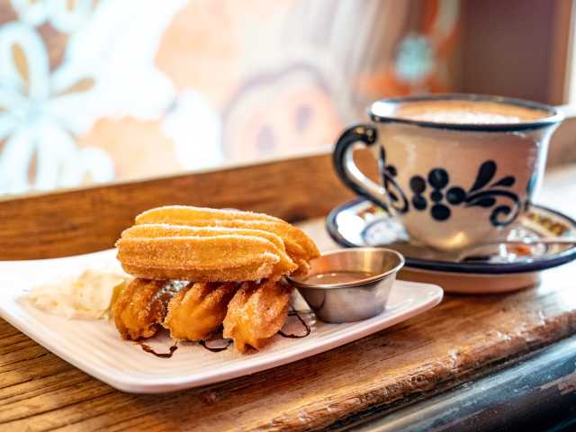 Café y Chocolate by Nicole Guglielmo