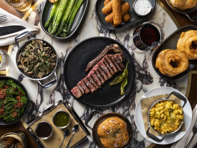 Carversteak by Anthony Mair