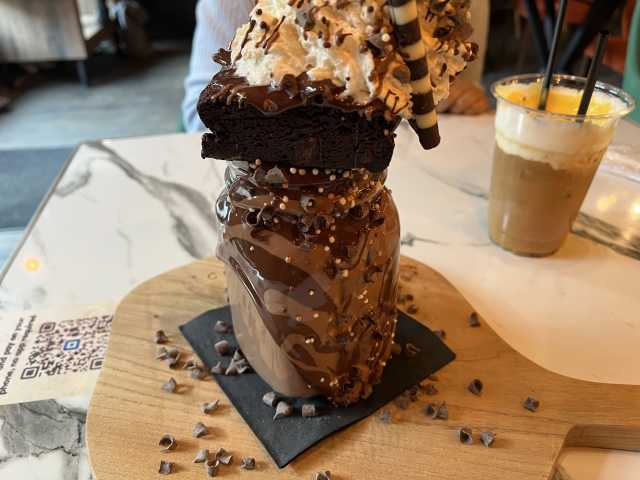 Chiqueolatte Chicago by Veda Kilaru