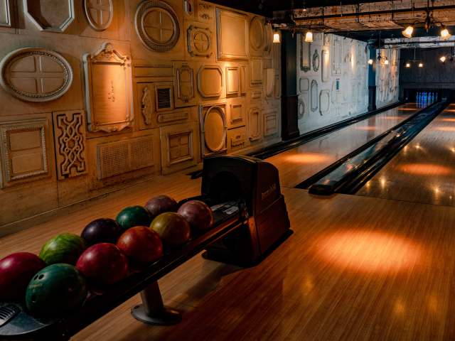 Harp & Crown by NICOLE GUGLIELMO