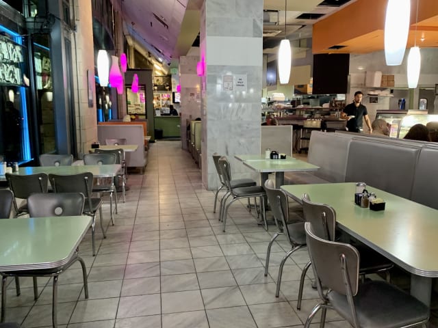 Landmark Diner - Downtown by @TheInfatuation