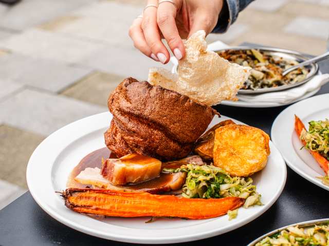 INIS by Aleksandra Boruch