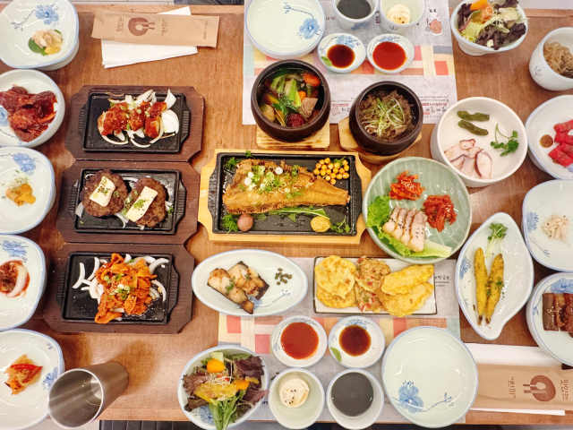 J-korean restaurant by Cathy Park