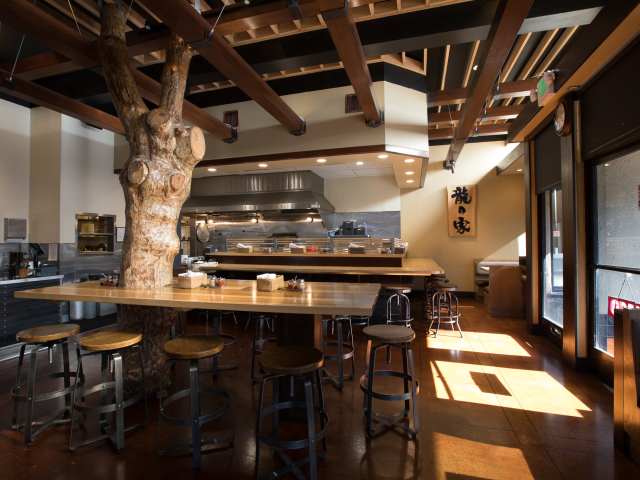 Ramen Tatsunoya by Jakob Layman