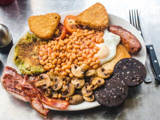 E Pellicci by Karolina Wiercigroch