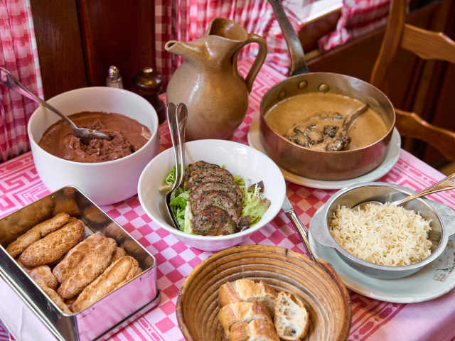 Le Quincy by Wenkang Shan