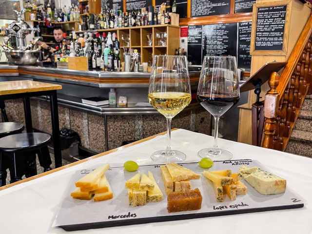 Cádiz by Kelly Hurd