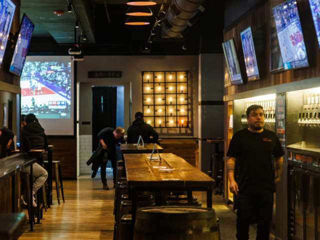 Tap Haus 33 by Alex Staniloff