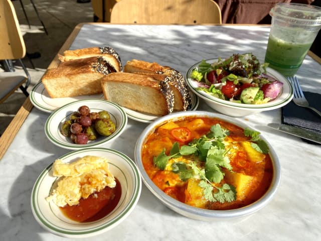 Saffy's Coffee & Tea by Nikko Duren