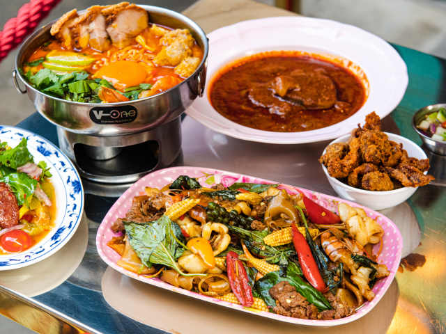 Speedboat Bar by Aleksandra Boruch