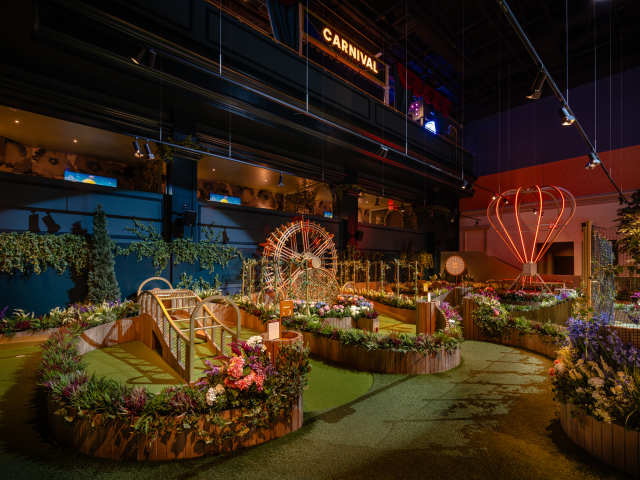 Swingers Las Vegas by Paul Winch-Furness