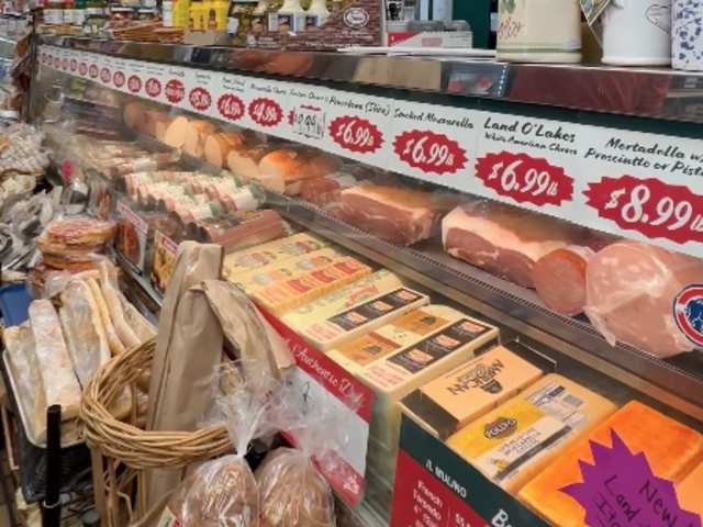 Tony's Italian Deli & Subs by Akane Matsumoto