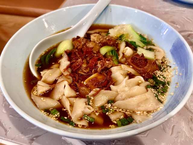 YooYee 喜又 by John Ringor