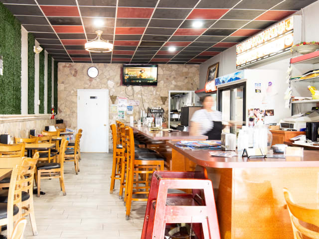 Jennifer's cafeteria by Infatuation - Reviews