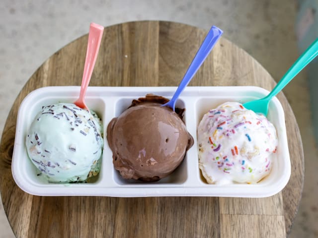 Bésame Ice Cream at Meanwhile Brewing by Taylor Hannan