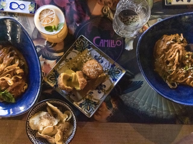 Camillo a Piazza Navona by Saghar Setareh