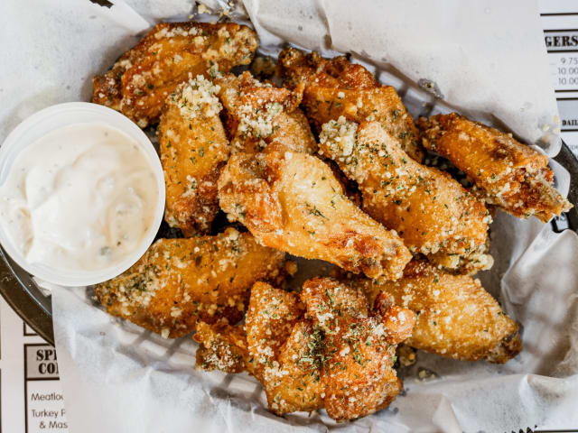 Curran's Irish Inn by @TheInfatuation