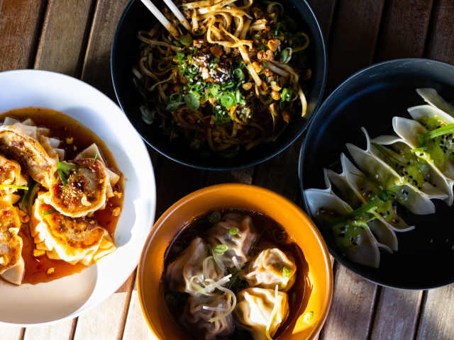 OFF SITE Kitchen • NO SEASONS Beer by CLEVELAND JENNINGS / @EATTHECANVASLLC